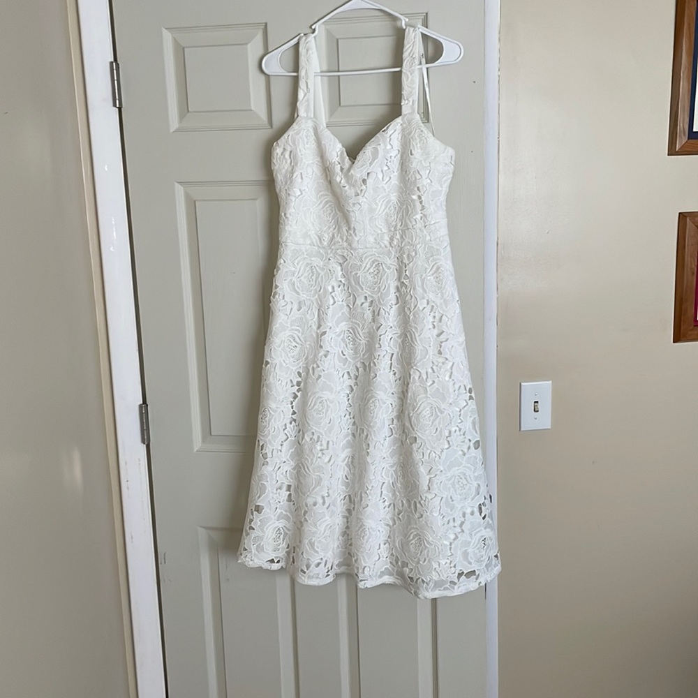 Lulu’s White Lace dress